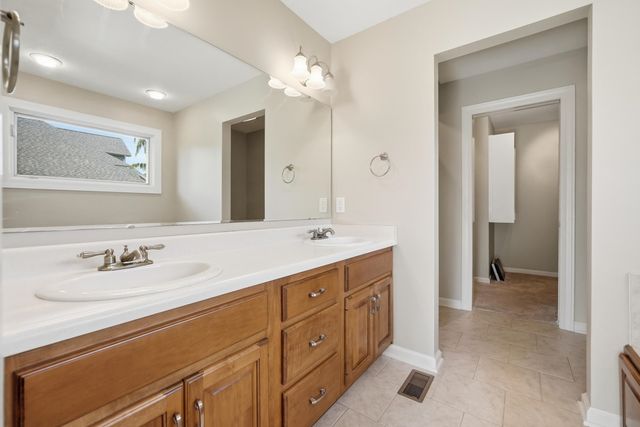 14730 Greystone Court, Leo, IN 46765