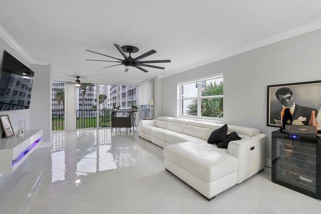 3300 S Ocean Boulevard 317-c, Highland Beach, FL 33487