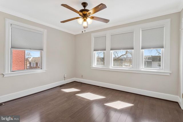 1264 PENN ST NE, Washington, DC 20002