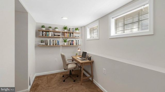 1264 PENN ST NE, Washington, DC 20002