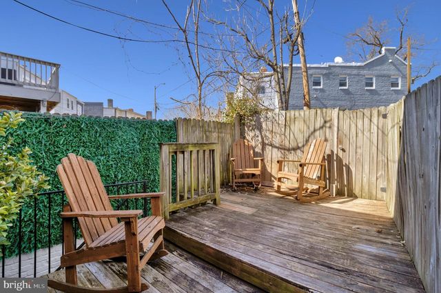 1264 PENN ST NE, Washington, DC 20002