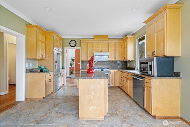 11702 Wilmington Way, Mukilteo, WA 98275