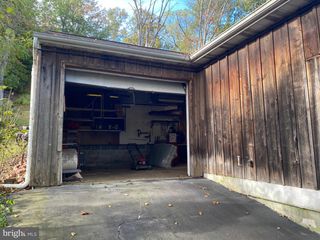 1032 N 7TH ST, Perkasie, PA 18944