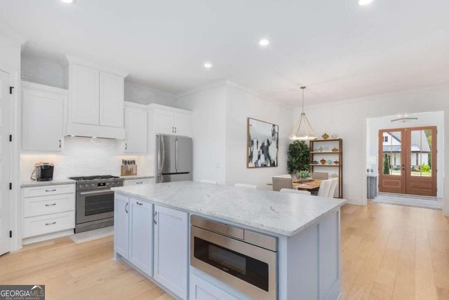 7150 Bluebird Cove, Gainesville, GA 30506