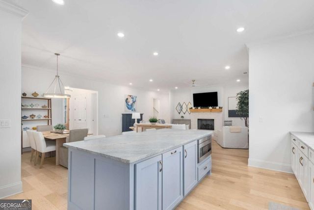 7150 Bluebird Cove, Gainesville, GA 30506