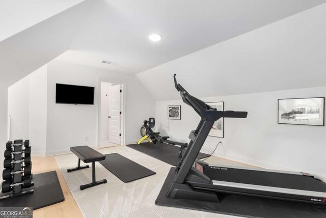 7150 Bluebird Cove, Gainesville, GA 30506