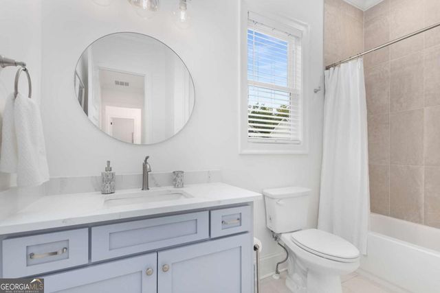 7150 Bluebird Cove, Gainesville, GA 30506