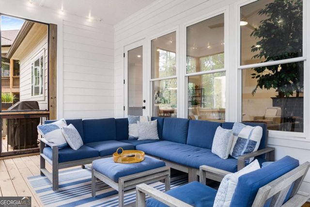 7150 Bluebird Cove, Gainesville, GA 30506