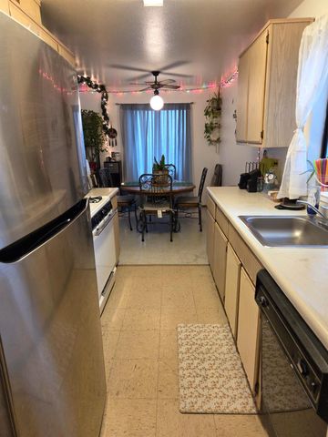 577 North St, Corning, CA 96021