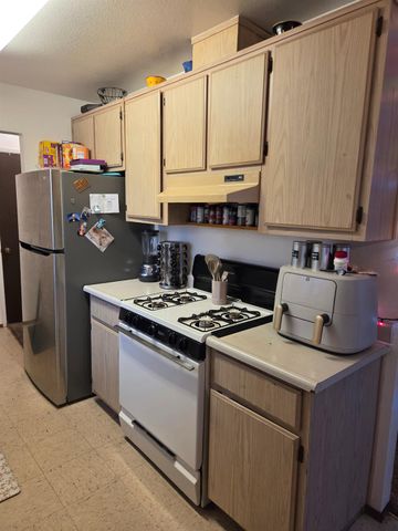 577 North St, Corning, CA 96021