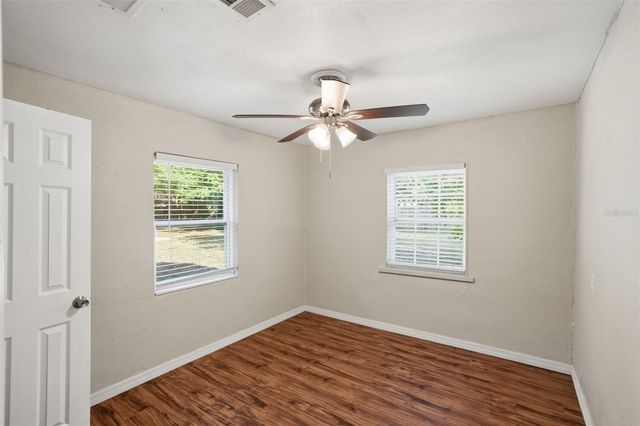 303 JOSEPHINE AVENUE, Fruitland Park, FL 34731