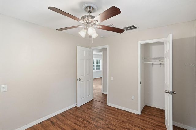 303 JOSEPHINE AVENUE, Fruitland Park, FL 34731