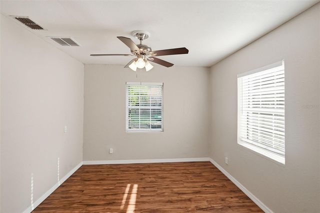 303 JOSEPHINE AVENUE, Fruitland Park, FL 34731