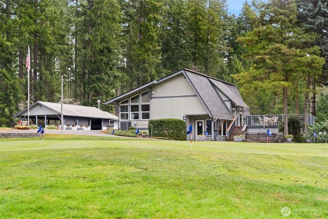 370 N Mount Jupiter Drive, Hoodsport, WA 98548