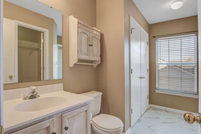 181 Two Pond Loop, Ladson, SC 29456