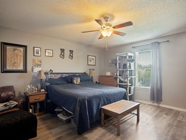 1036 Summit Drive, Justin, TX 76247