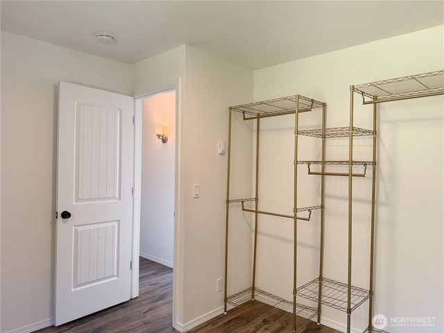 22024 Military Rd S, Seatac, WA 98198