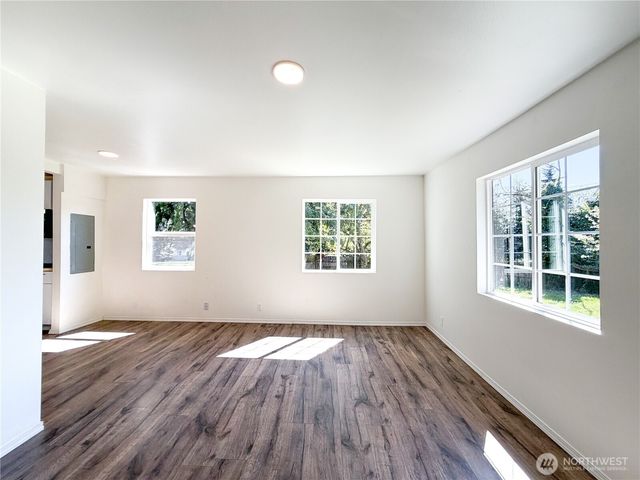 22024 Military Rd S, Seatac, WA 98198