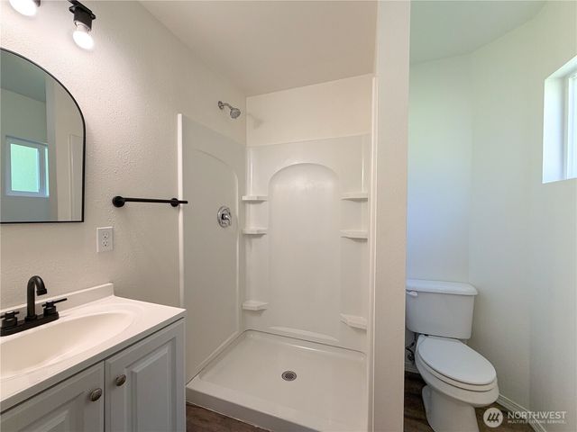 22024 Military Rd S, Seatac, WA 98198