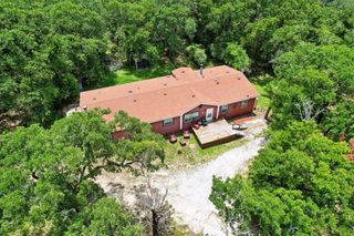 141 Morning Dove LN, Elgin, TX 78621