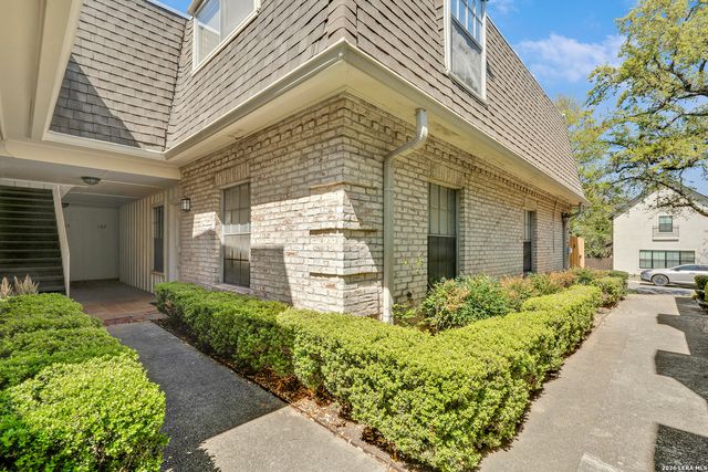 168 Barilla Pl Apt 102, San Antonio, TX 78209