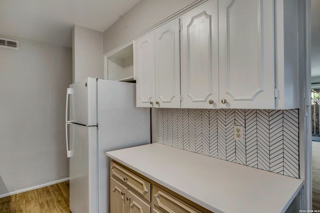 168 Barilla Pl Apt 102, San Antonio, TX 78209