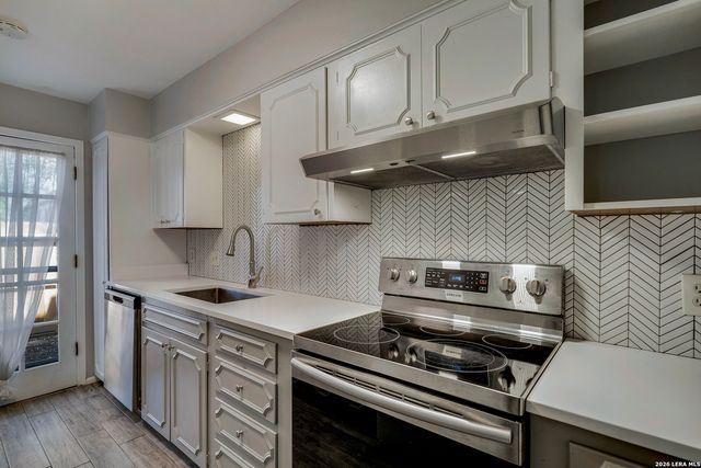 168 Barilla Pl Apt 102, San Antonio, TX 78209
