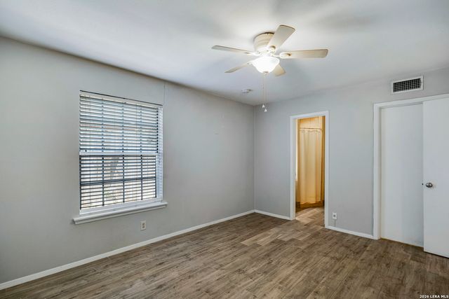 168 Barilla Pl Apt 102, San Antonio, TX 78209