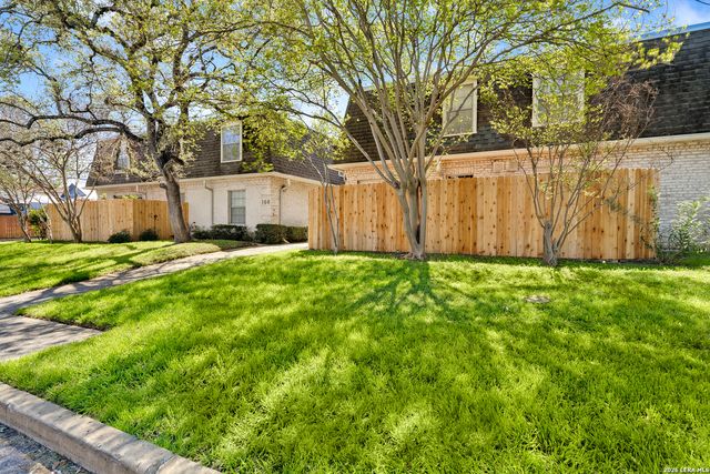 168 Barilla Pl Apt 102, San Antonio, TX 78209