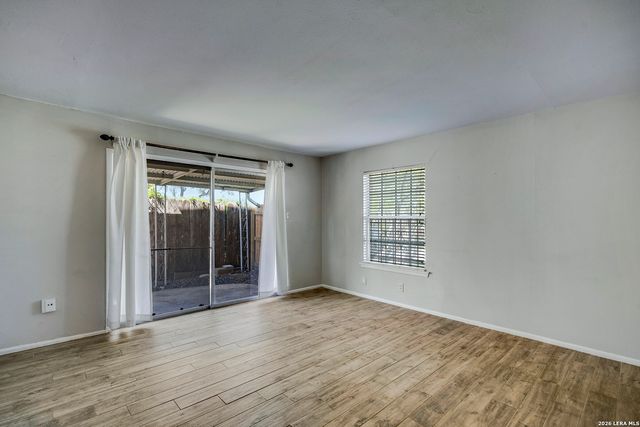 168 Barilla Pl Apt 102, San Antonio, TX 78209