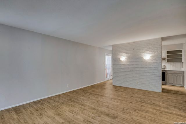 168 Barilla Pl Apt 102, San Antonio, TX 78209