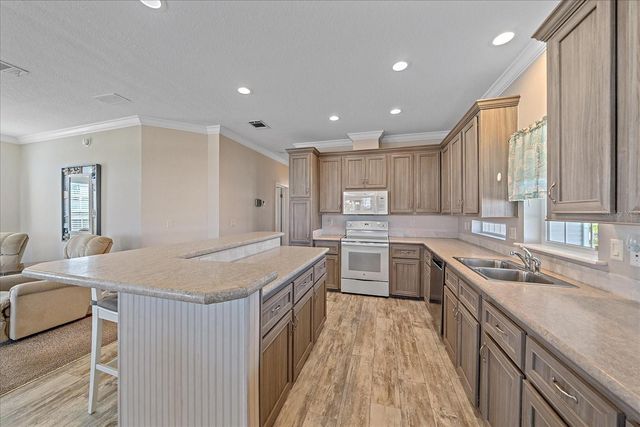 68 EDESSA DRIVE, Palmetto, FL 34221