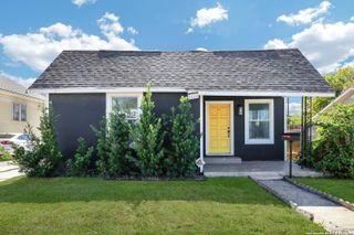 1112 FRESNO, San Antonio, TX 78201