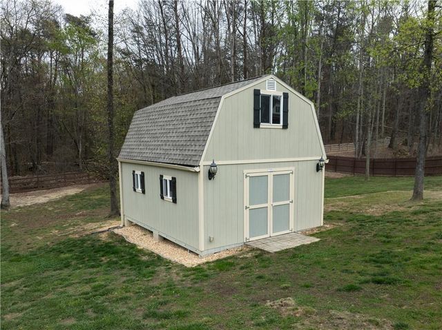 36 Thunder Hawk Lane NE, Rydal, GA 30171