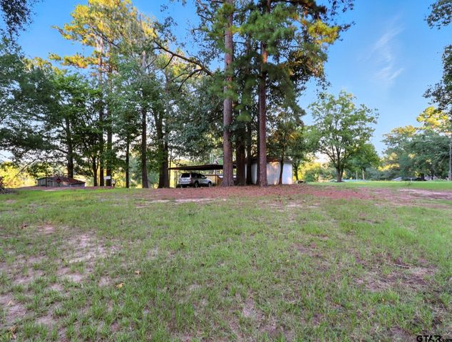 402 Watson Rd, Longview, TX 75604