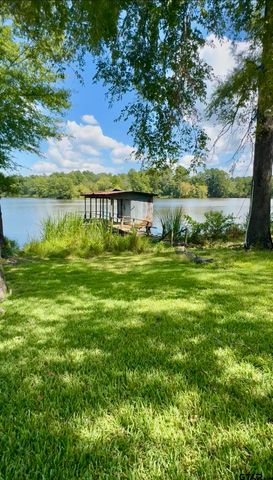 402 Watson Rd, Longview, TX 75604