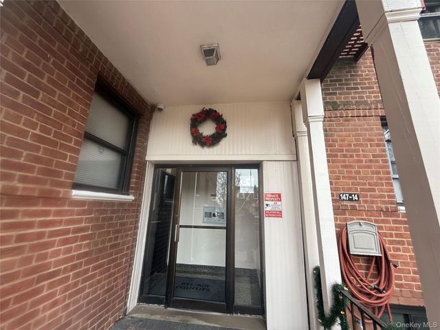 147-14 84 Road 2A, Briarwood, NY 11435