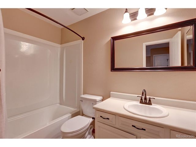 2826 S Wheeling Way, Aurora, CO 80014