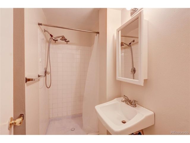 2826 S Wheeling Way, Aurora, CO 80014