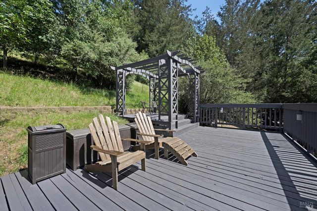 750 wagnon Rd, Sebastopol, CA 95472