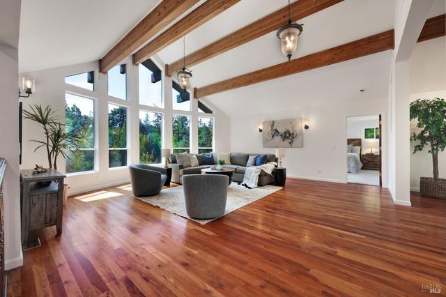 750 wagnon Rd, Sebastopol, CA 95472