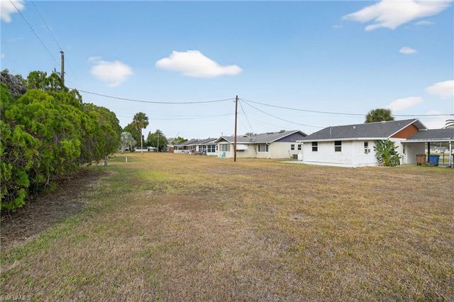 2312 Orange ST, Lehigh Acres, FL 33936