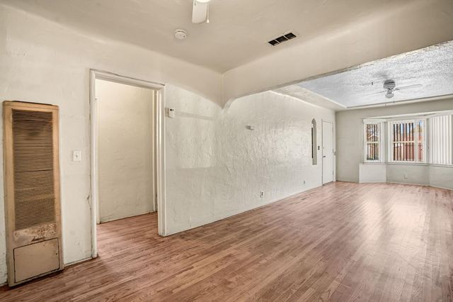 4332 E Ball Avenue, Fresno, CA 93702