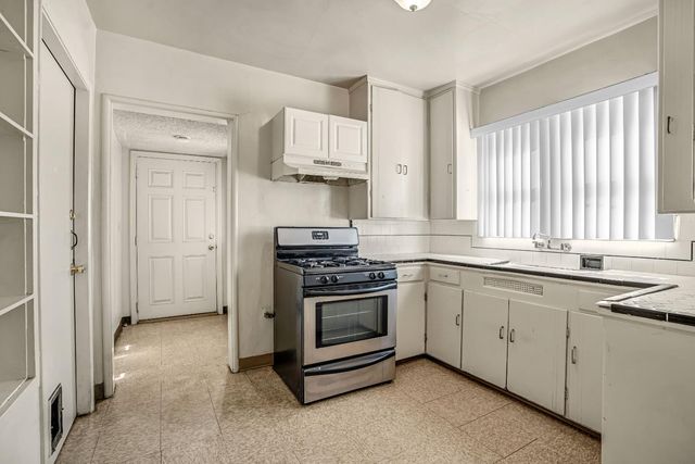 4332 E Ball Avenue, Fresno, CA 93702