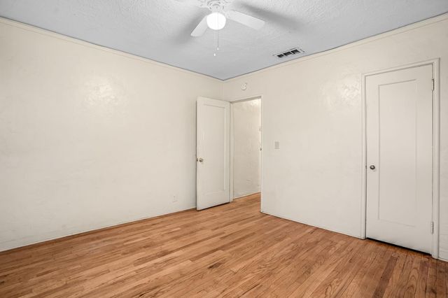 4332 E Ball Avenue, Fresno, CA 93702