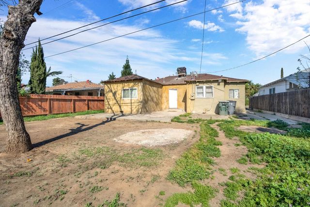 4332 E Ball Avenue, Fresno, CA 93702