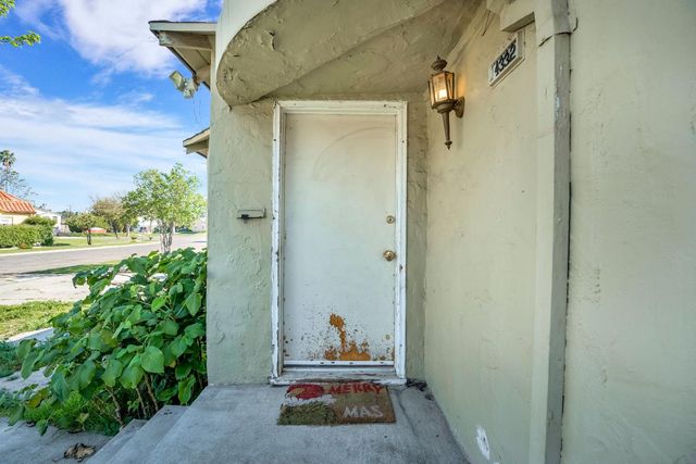 4332 E Ball Avenue, Fresno, CA 93702