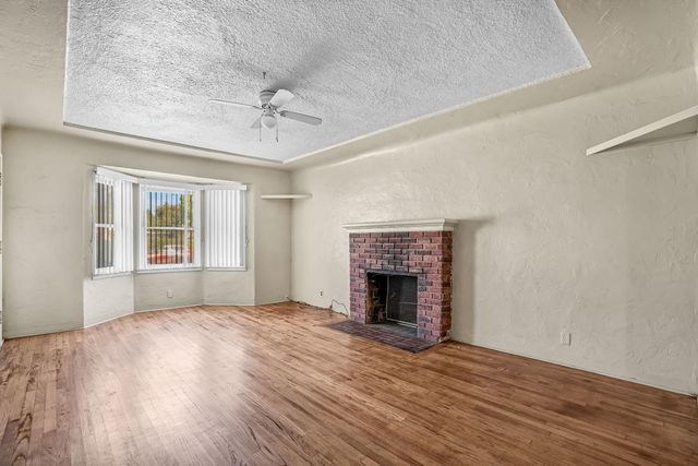 4332 E Ball Avenue, Fresno, CA 93702