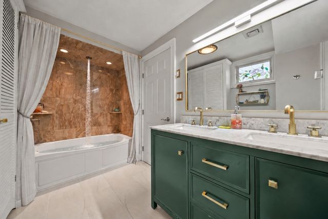 54 Trident Ave 54, Winthrop, MA 02152