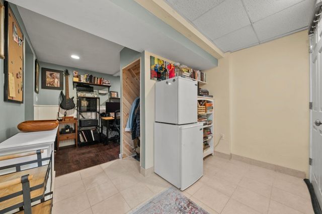 54 Trident Ave 54, Winthrop, MA 02152